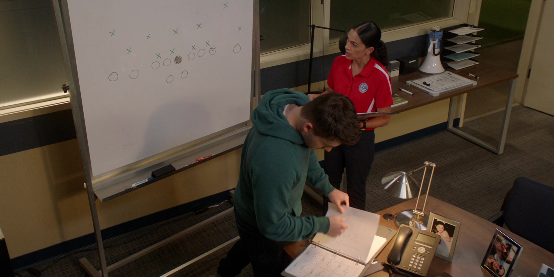 All_American_03x19_0906.jpg