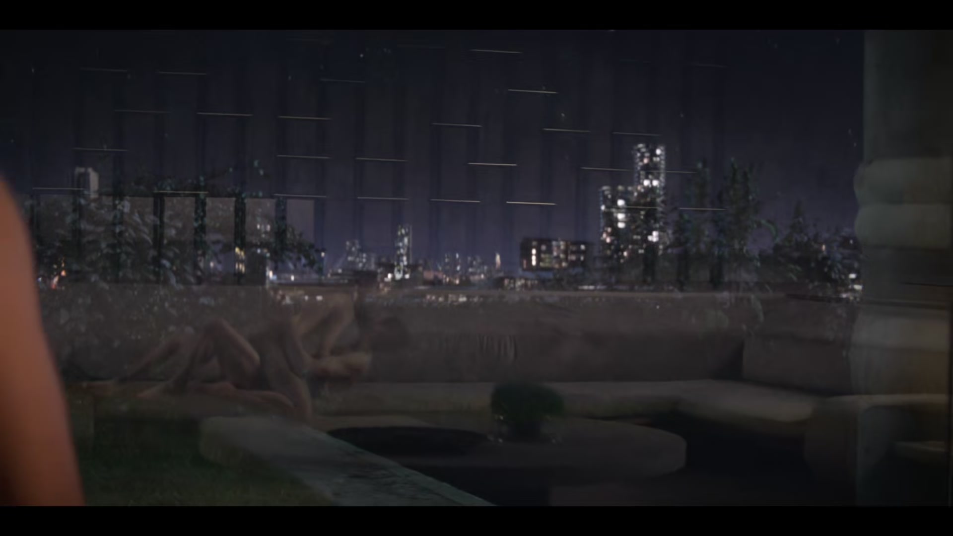 Brave_New_World_S01E01_2343.jpg