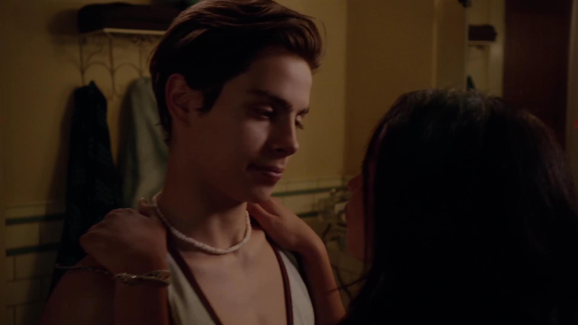 TheFosters104-0245.jpg