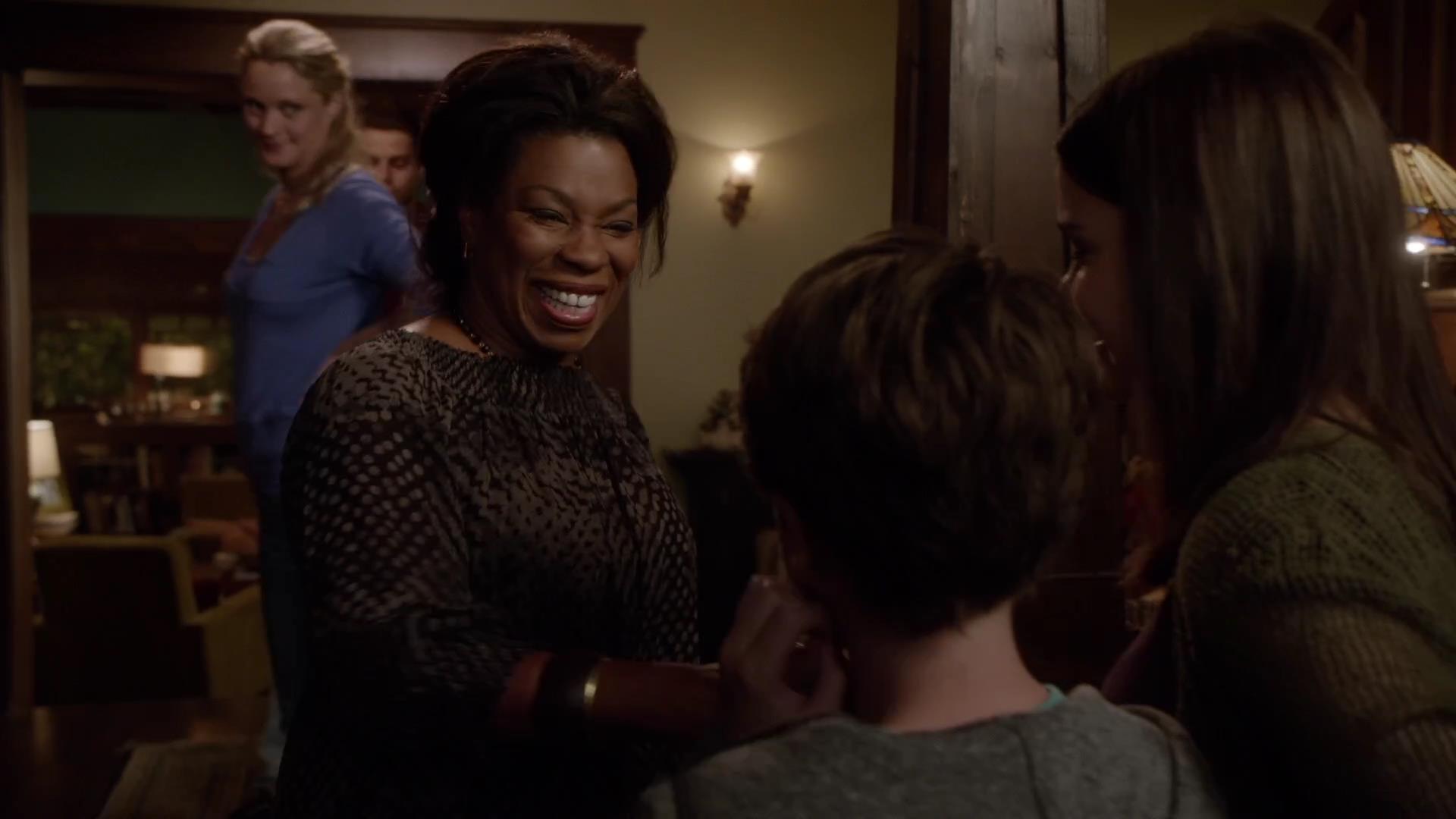 TheFosters104-0414.jpg