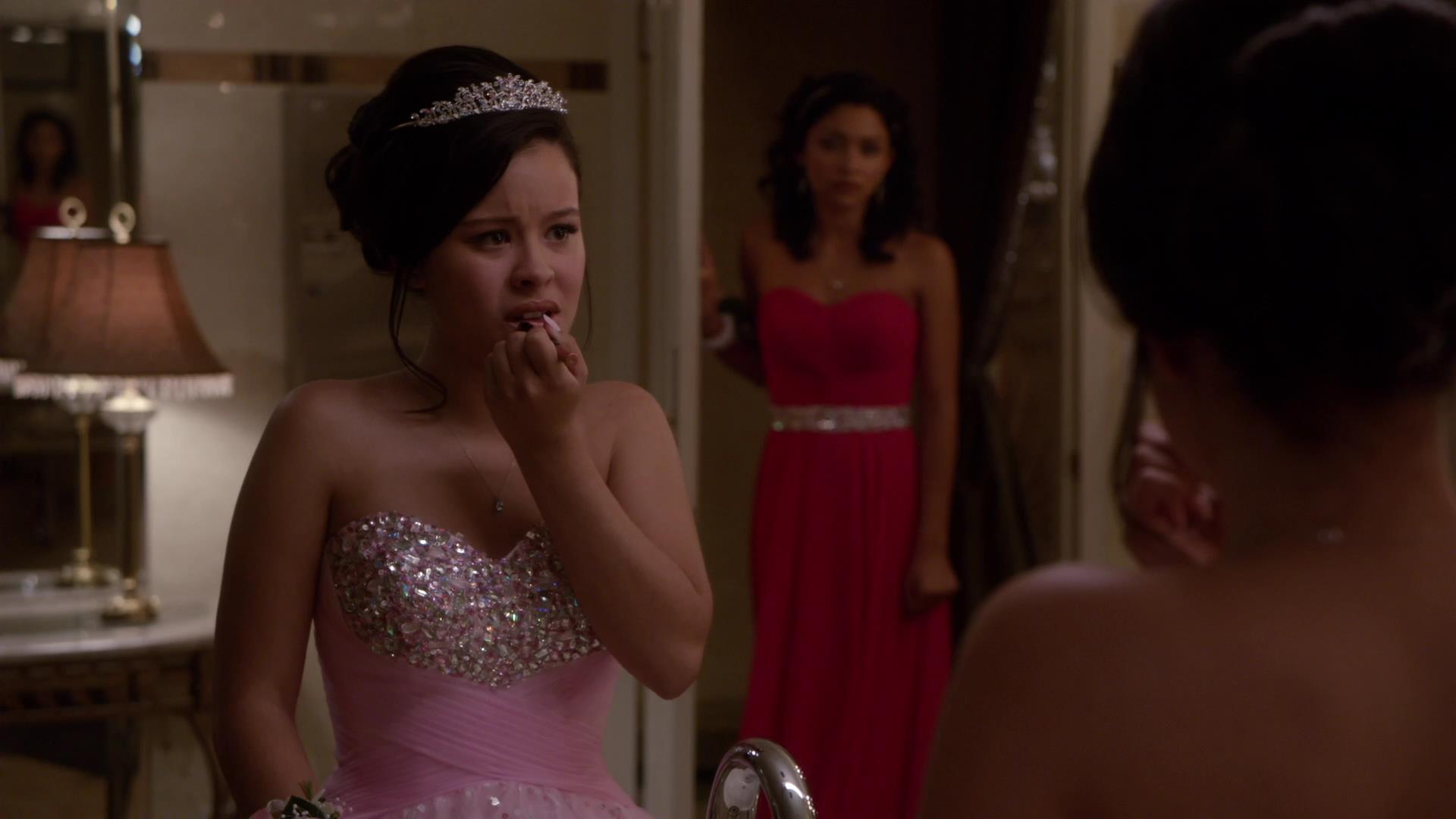 TheFosters104-0910.jpg
