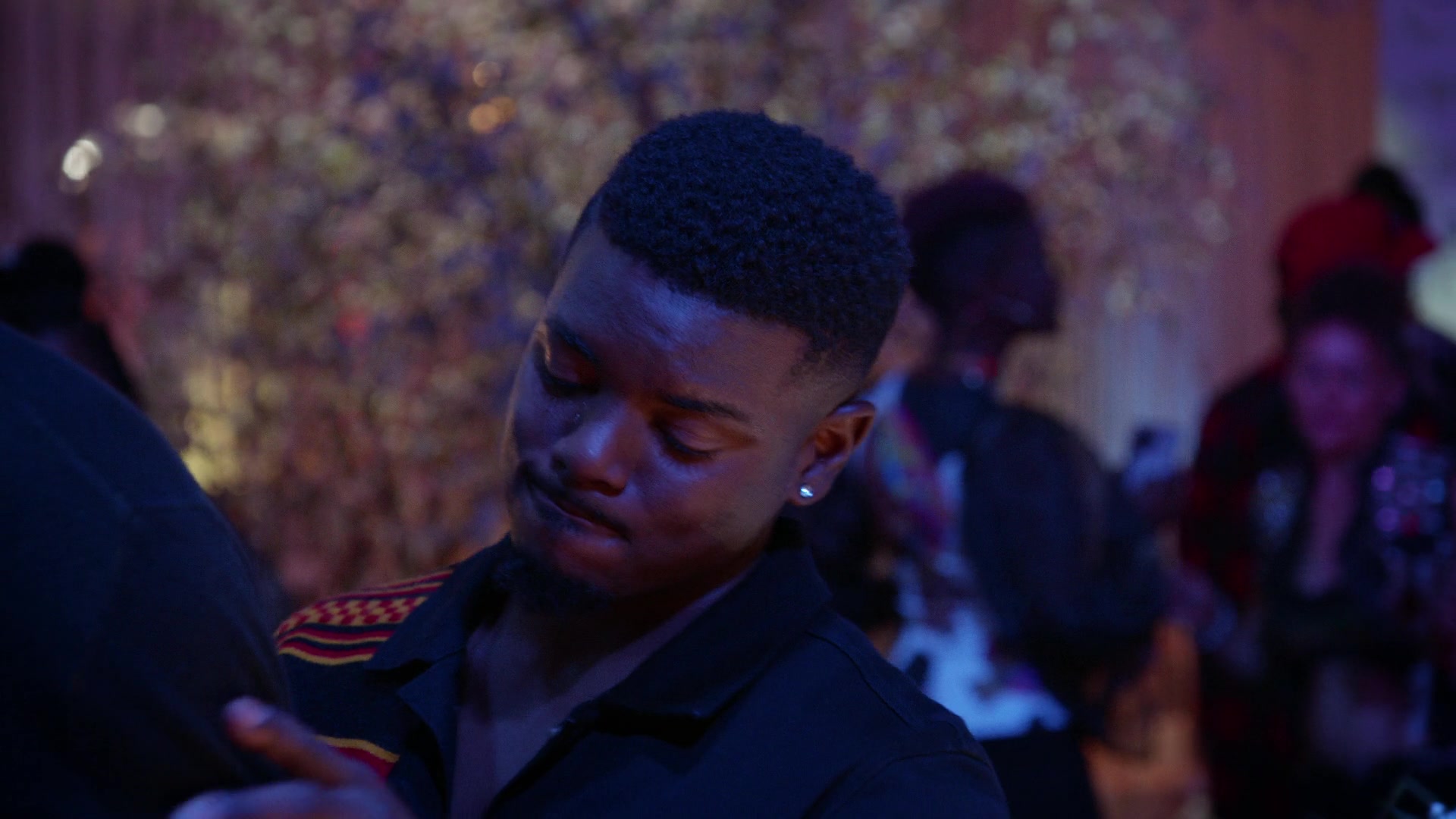 Good_Trouble_S02E18_1010.jpg