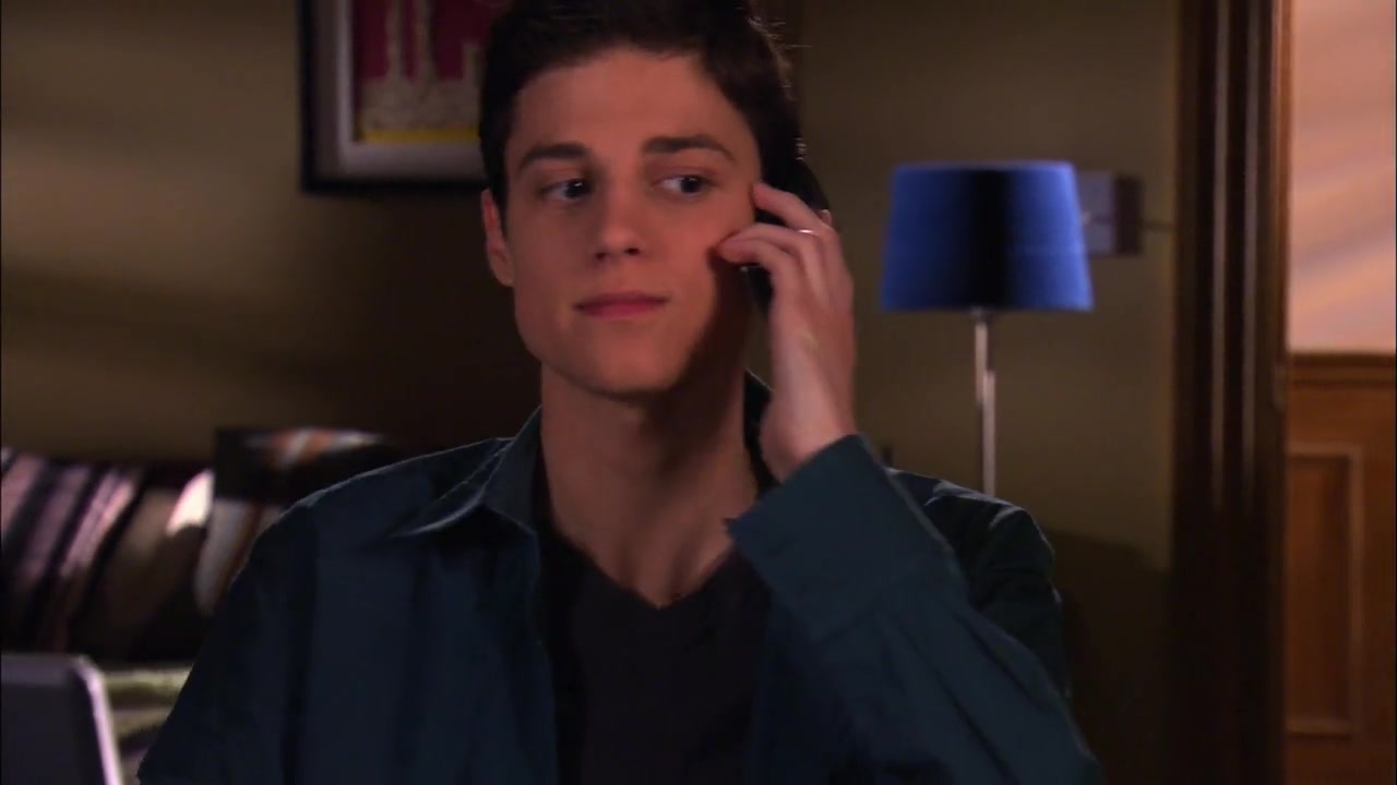 The_Secret_Life_of_the_American_Teenager_S02E03_0328.jpg