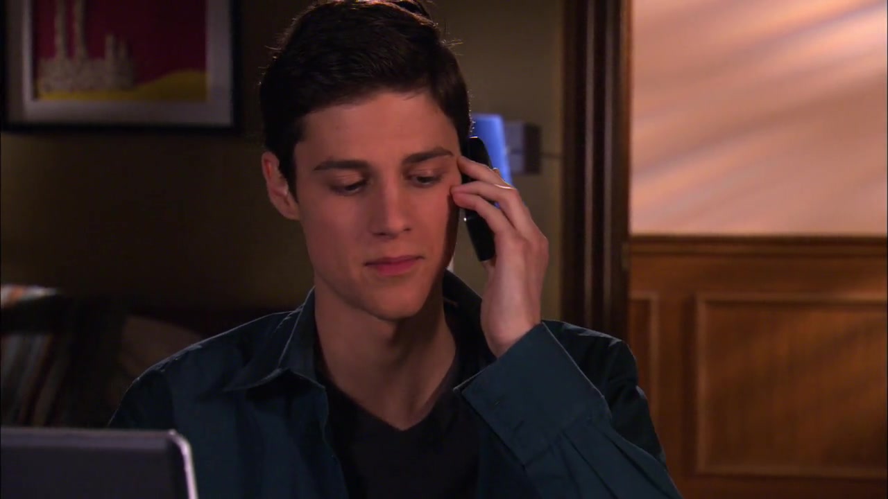 The_Secret_Life_of_the_American_Teenager_S02E03_0331.jpg