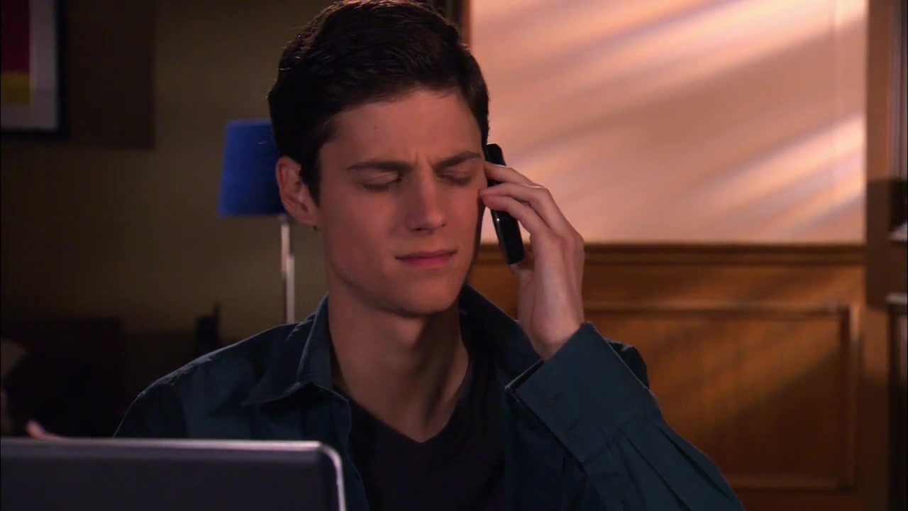 The_Secret_Life_of_the_American_Teenager_S02E03_0333.jpg