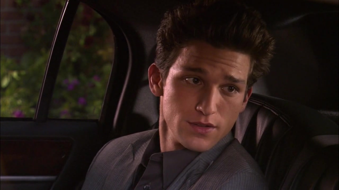 The_Secret_Life_of_the_American_Teenager_S02E03_1823.jpg