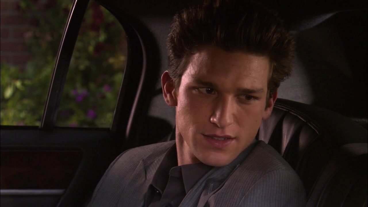 The_Secret_Life_of_the_American_Teenager_S02E03_1935.jpg