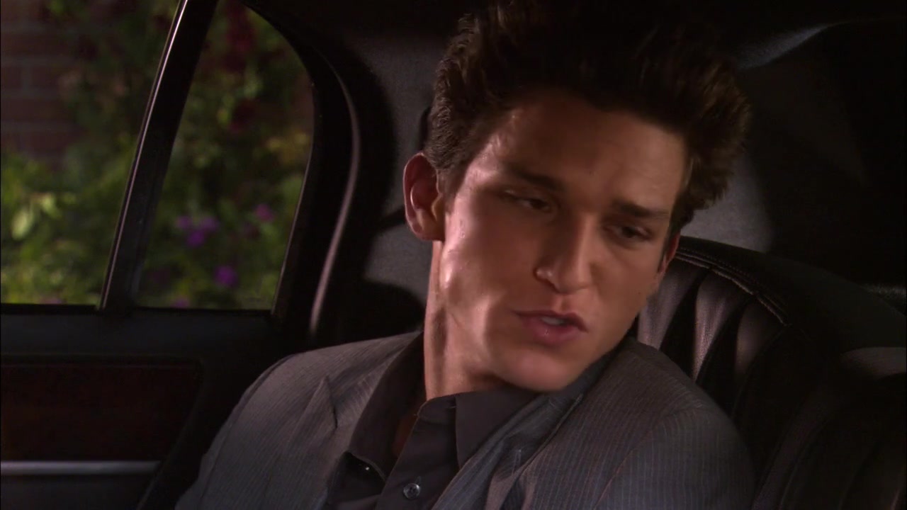The_Secret_Life_of_the_American_Teenager_S02E03_1994.jpg