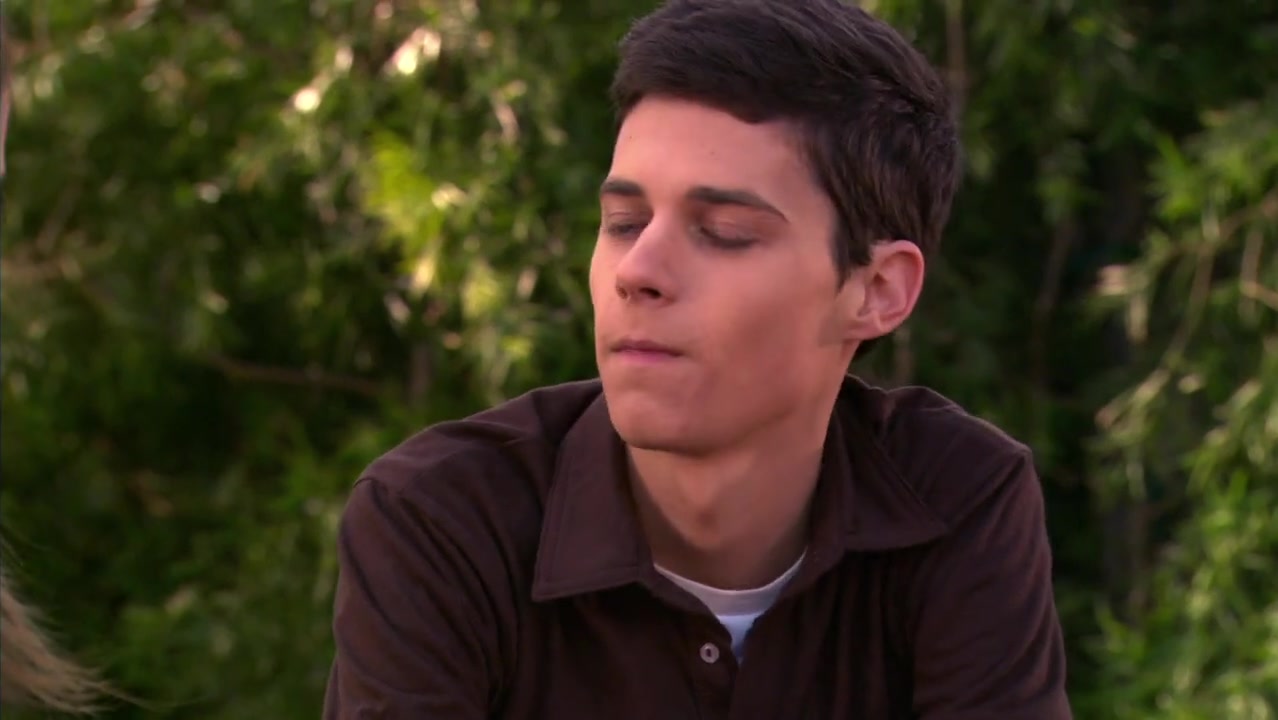 The_Secret_Life_of_the_American_Teenager_S02E05_1462.jpg