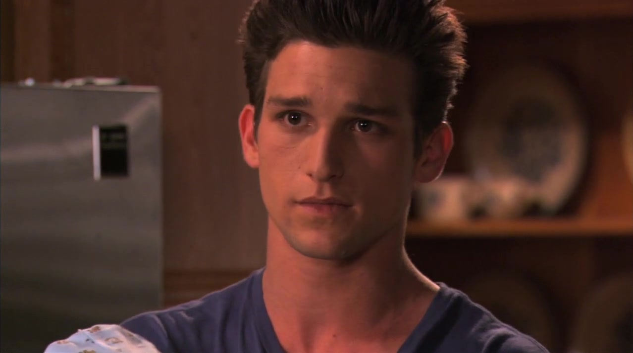 The_Secret_Life_of_the_American_Teenager_S02E06_2132.jpg