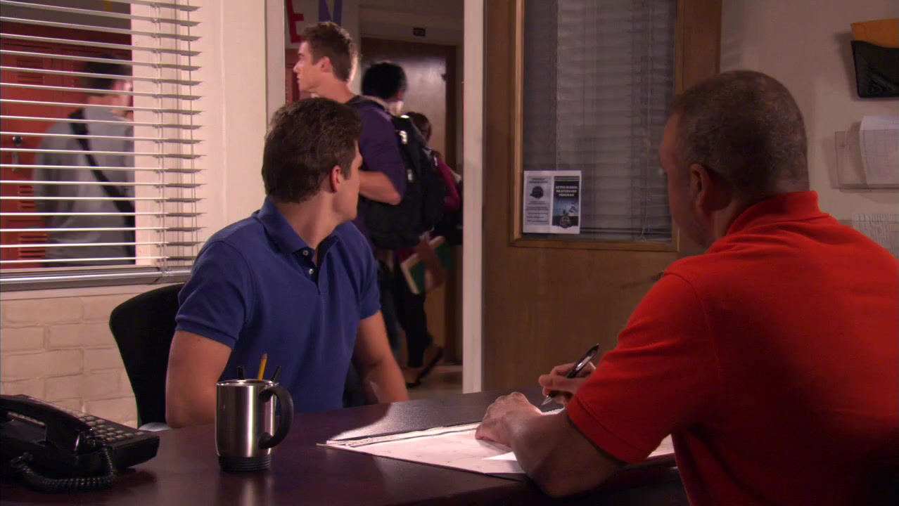 The_Secret_Life_of_the_American_Teenager_S02E07_1359.jpg