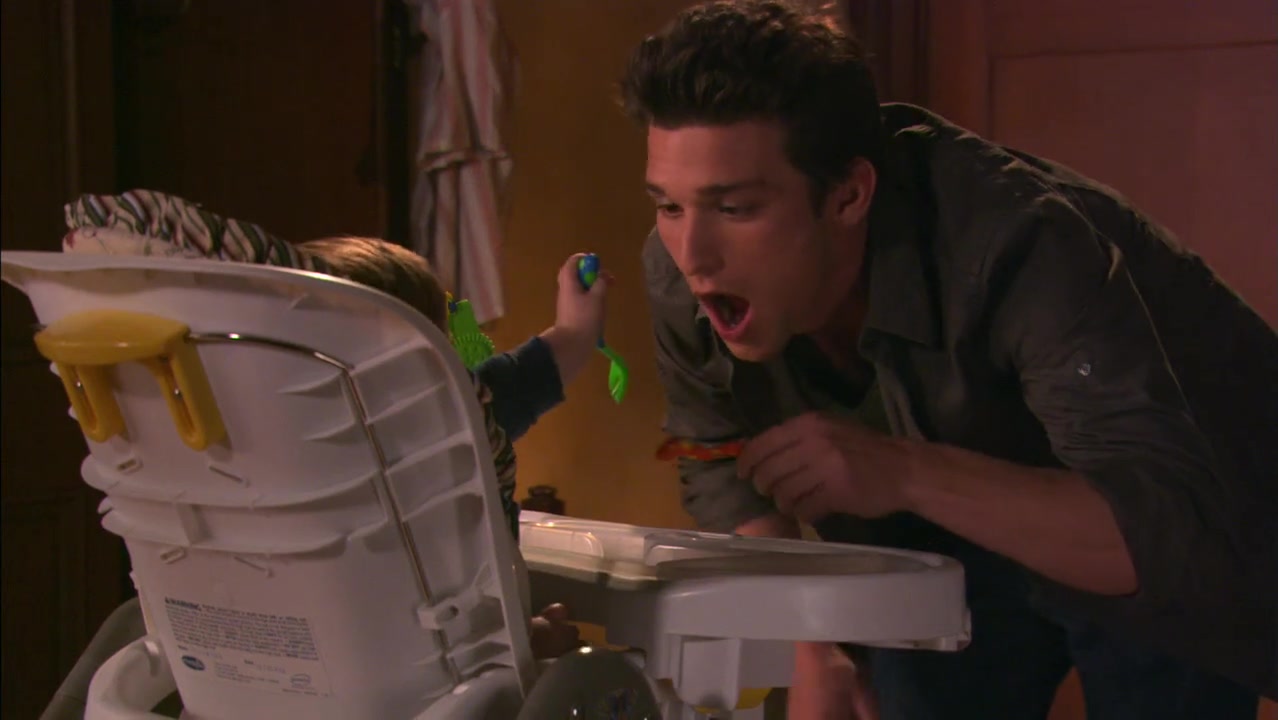 The_Secret_Life_of_the_American_Teenager_S02E08_1319.jpg