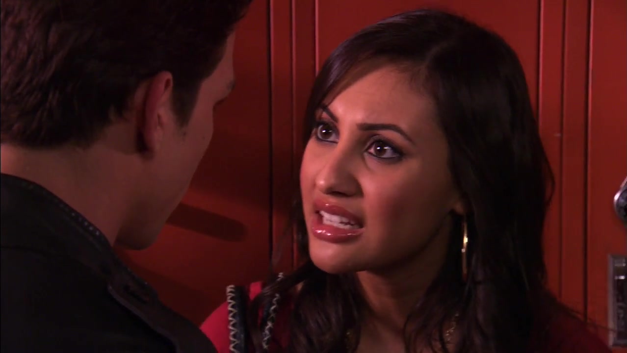 The_Secret_Life_of_the_American_Teenager_S02E09_0493.jpg
