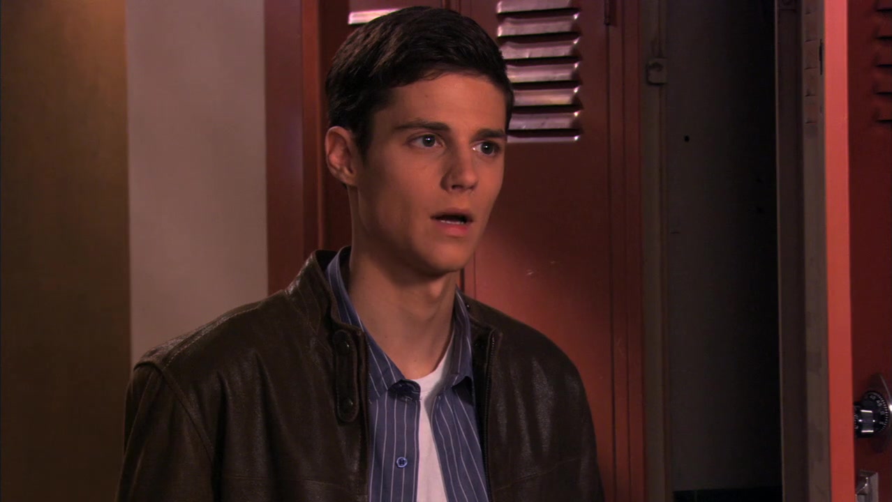The_Secret_Life_of_the_American_Teenager_S02E10_0200.jpg