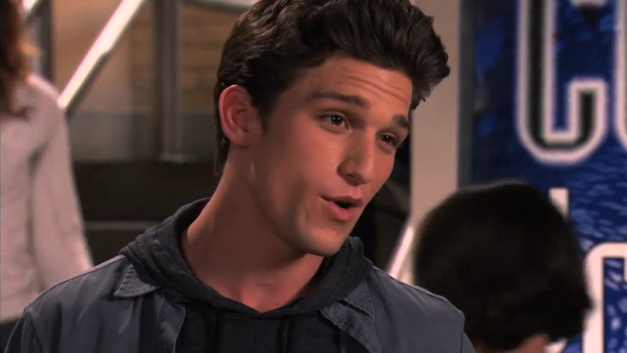 The_Secret_Life_of_the_American_Teenager_S02E10_0447.jpg