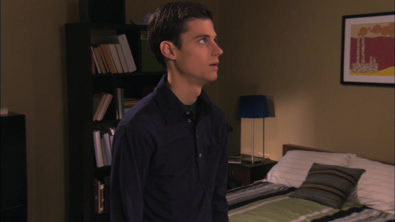 The_Secret_Life_of_the_American_Teenager_S02E11_0355.jpg