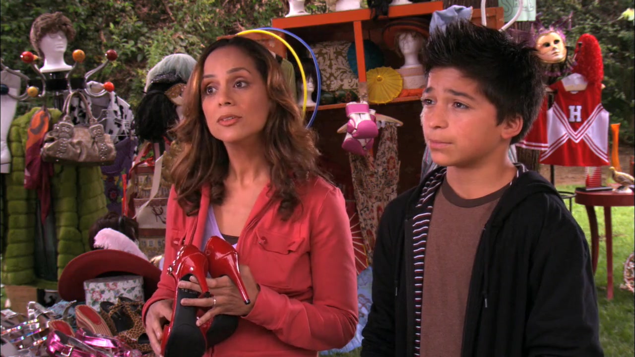The_Secret_Life_of_the_American_Teenager_S02E11_0759.jpg