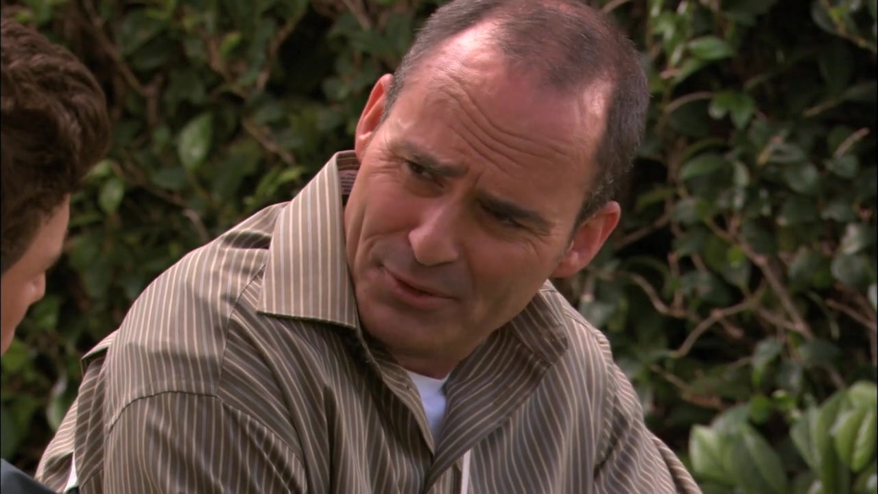 The_Secret_Life_of_the_American_Teenager_S02E12_0478.jpg