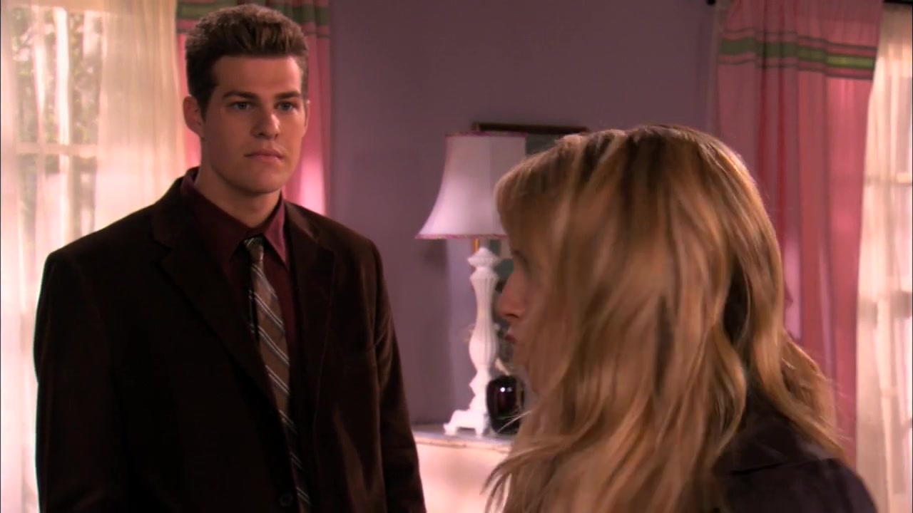 The_Secret_Life_of_the_American_Teenager_S02E12_0885.jpg