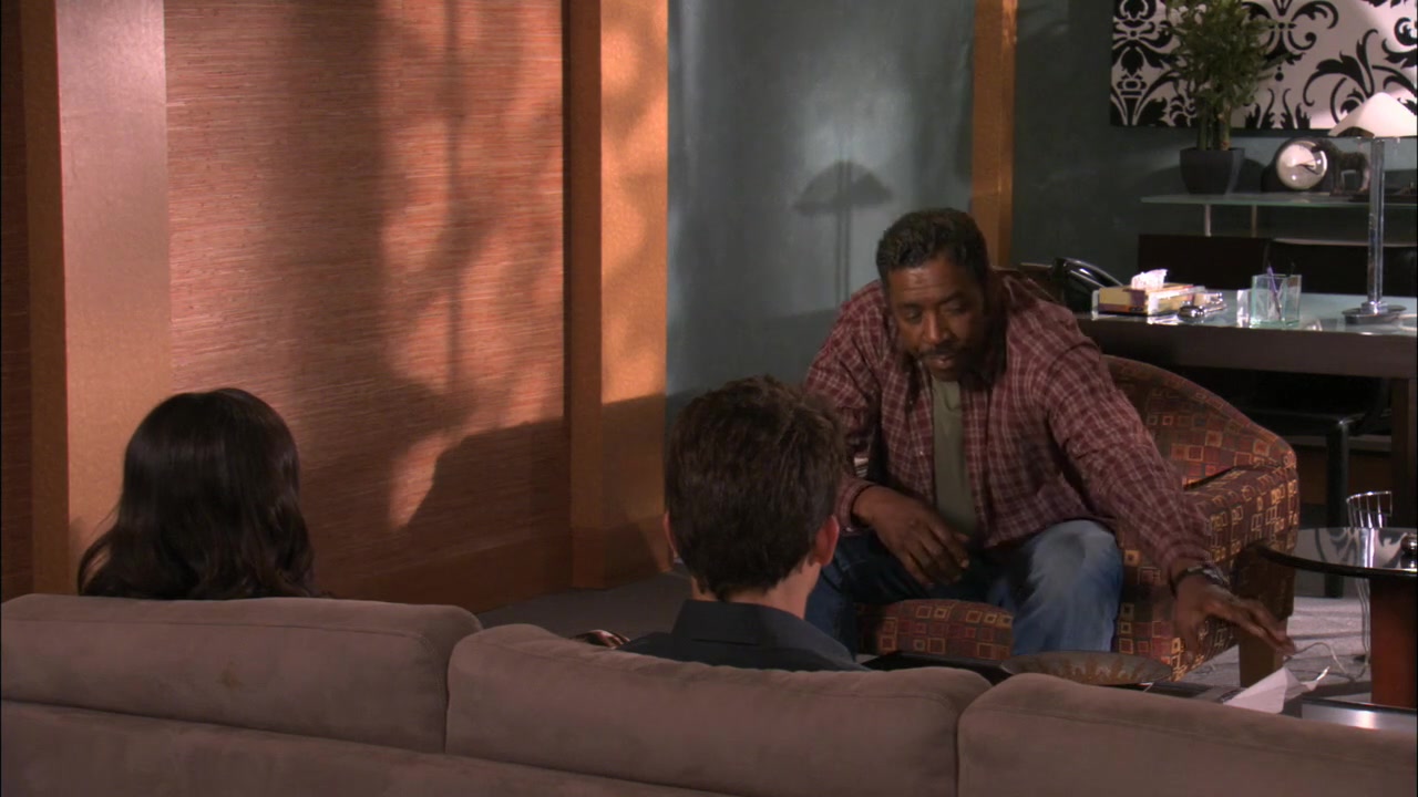 The_Secret_Life_of_the_American_Teenager_S02E12_1182.jpg