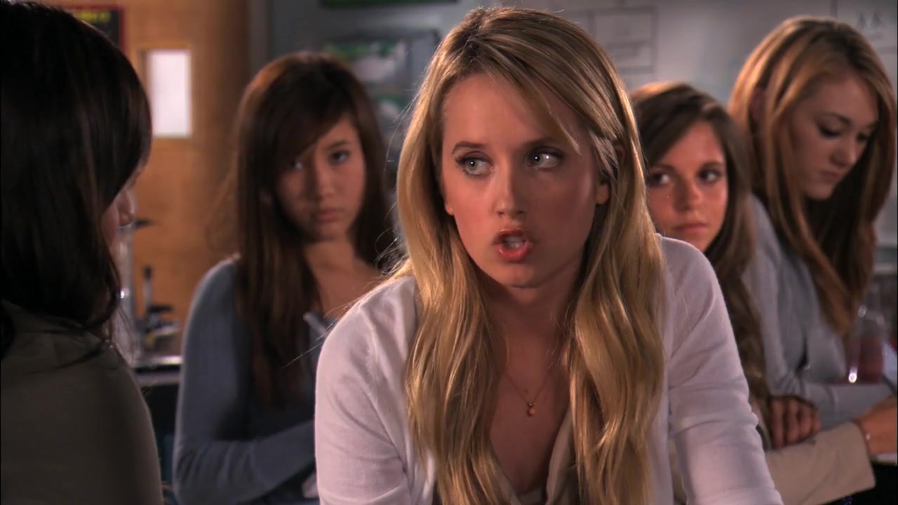 The_Secret_Life_of_the_American_Teenager_S02E13_0383.jpg