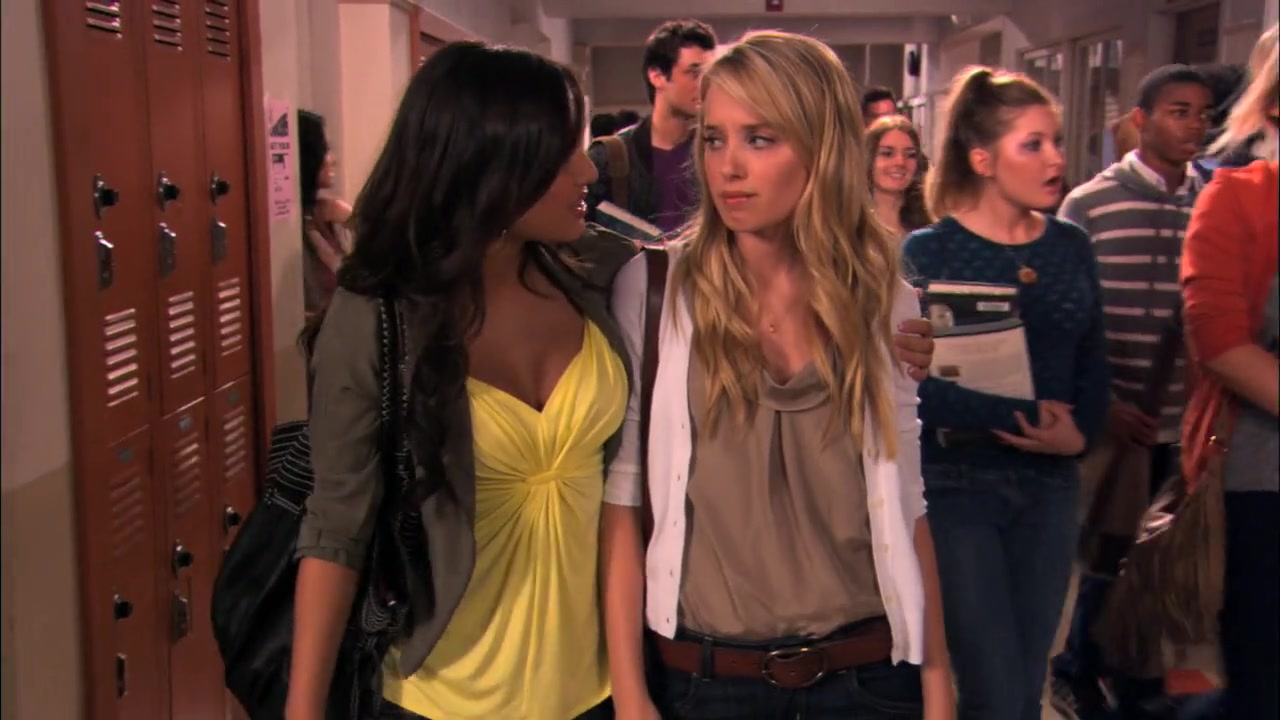 The_Secret_Life_of_the_American_Teenager_S02E13_0510.jpg