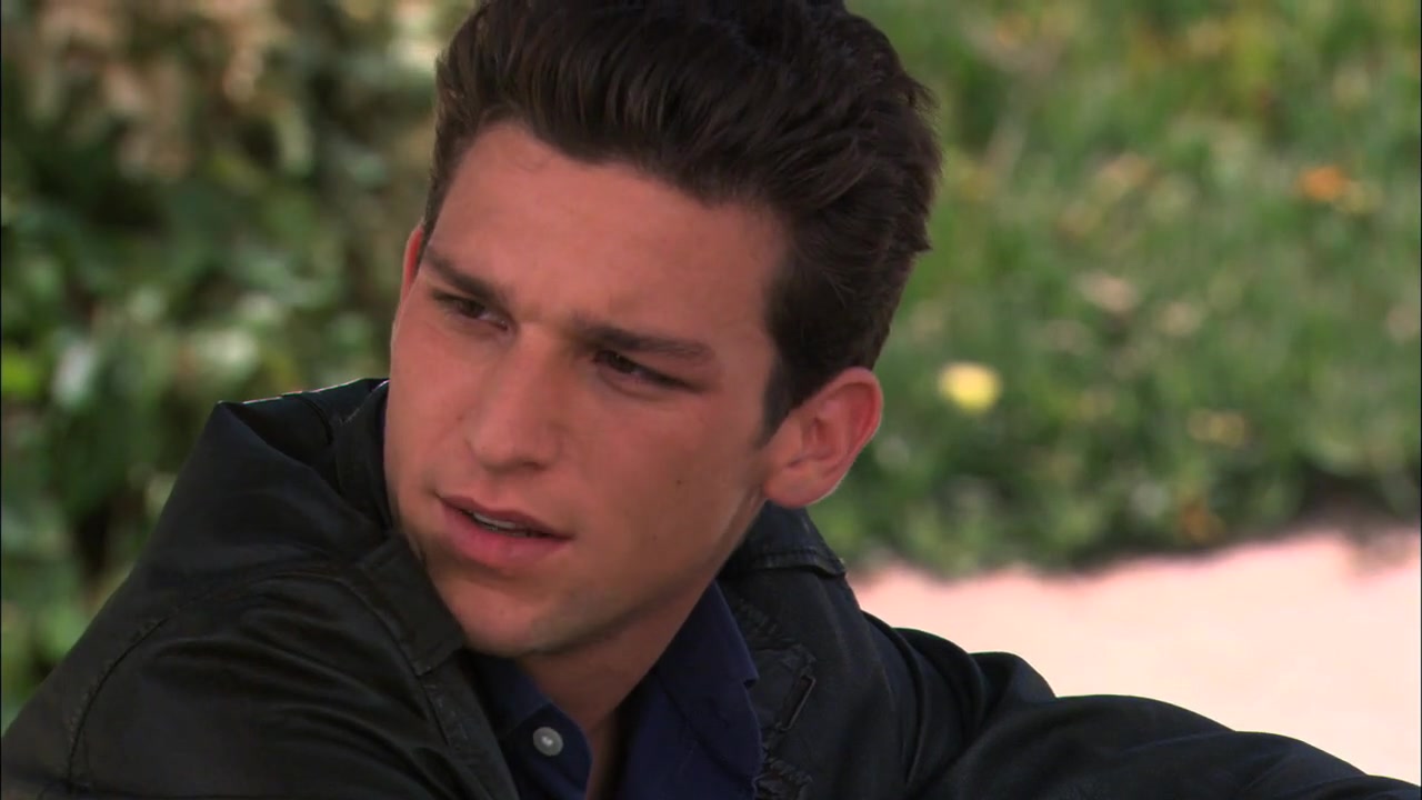 The_Secret_Life_of_the_American_Teenager_S02E13_1280.jpg