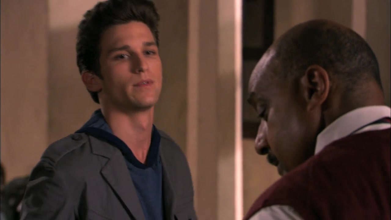 The_Secret_Life_of_the_American_Teenager_S02E21_0100.jpg